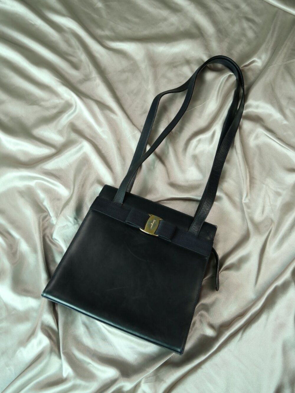 SALVATORE FERRAGAMO Shoulder Bag